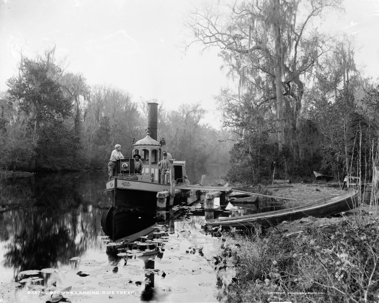 Browns Landing - rural noir photogrspha